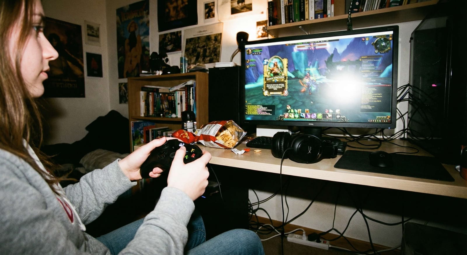 female_gaming_tech